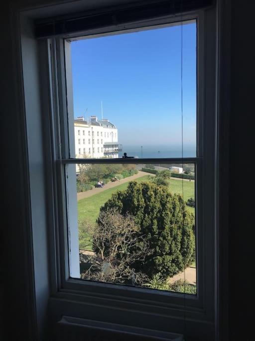 Georgian 5 Storey House, Seaviews, Cinema Room แรมส์เกท ภายนอก รูปภาพ