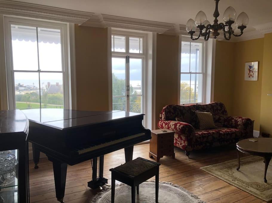 Georgian 5 Storey House, Seaviews, Cinema Room แรมส์เกท ภายนอก รูปภาพ